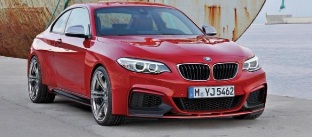 BMW d 220 M Sport Coupe (2016) BMW d 220 M Sport Coupe (2016)