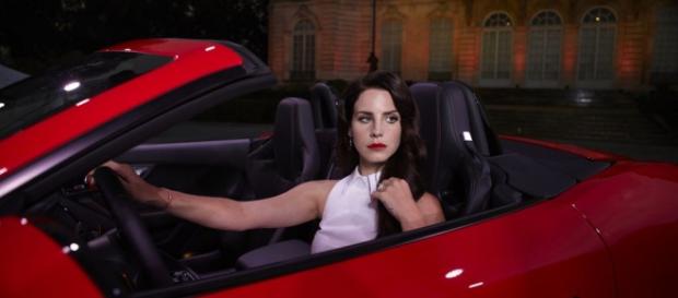 Del Rey no necesita inventarse un personaje Del Rey no necesita inventarse un personaje