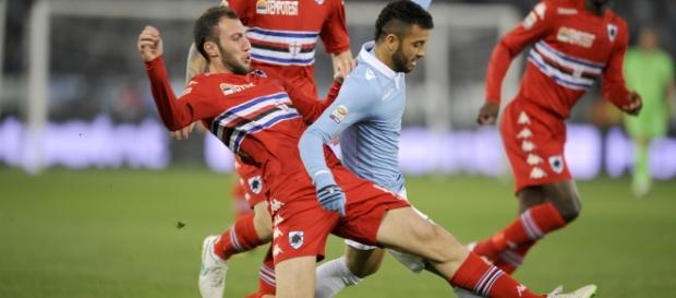 Felipe Anderson in azione contro la Sampdoria l Felipe Anderson in azione contro la Sampdoria l