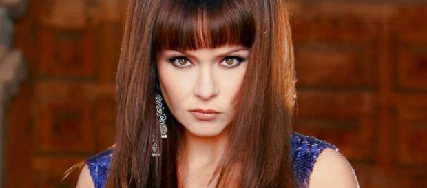 Gabriela Spanic como Ivana em A Dona. Gabriela Spanic como Ivana em A Dona.