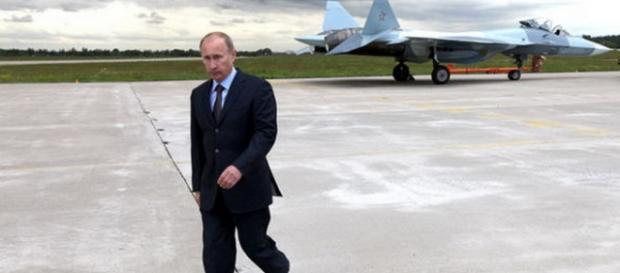 Mersul anormal al lui Vladimir Putin Mersul anormal al lui Vladimir Putin