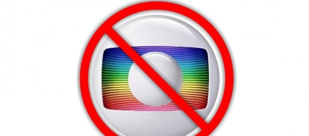Rede Globo é a TV que mais ilude Rede Globo é a TV que mais ilude