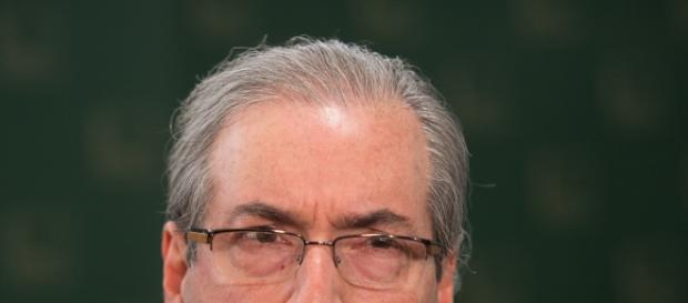 Eduardo Cunha defende-se de operação da Lava Jato Eduardo Cunha defende-se de operação da Lava Jato