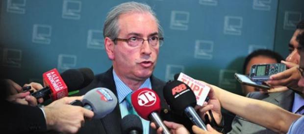 O presidente da Câmara não deixa o cargo O presidente da Câmara não deixa o cargo