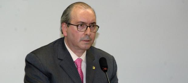Segue projeto de cassação de Eduardo Cunha Segue projeto de cassação de Eduardo Cunha