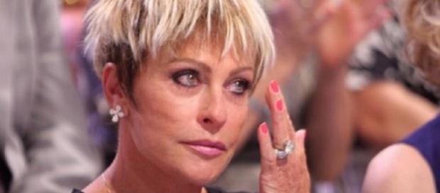 Apresentadora revelou ter câncer no pulmão Apresentadora revelou ter câncer no pulmão