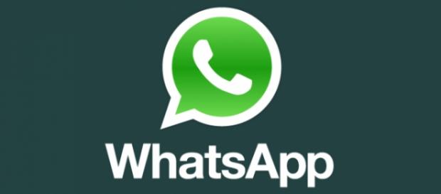 Logotipo do WhatsApp, aplicativo. Logotipo do WhatsApp, aplicativo.