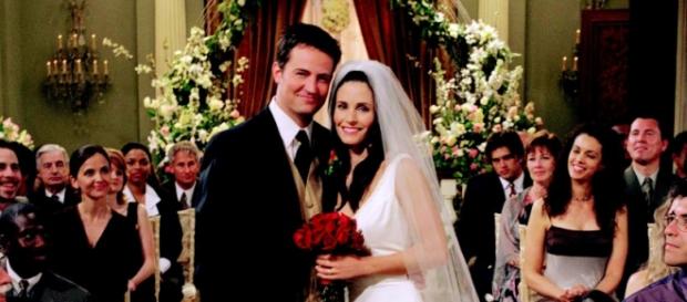 Matthew e Courteney em Friends (Foto: Reprodução) Matthew e Courteney em Friends (Foto: Reprodução)