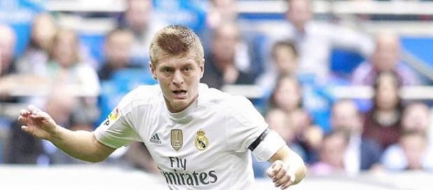 Wo war Toni Kroos auf der Weihnachtsfeier? Wo war Toni Kroos auf der Weihnachtsfeier?