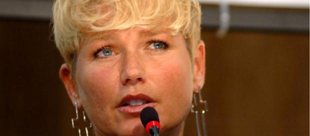 Xuxa lamenta por TV não lhe dar espaço Xuxa lamenta por TV não lhe dar espaço