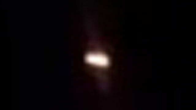 Ufo in Canada 200 piedi sopra l'oceano