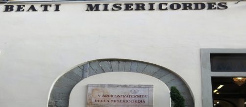 Esterno della Chiesa della Misericordia a Pistoia.