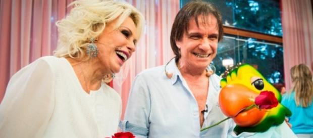 Ana Maria Braga recebe Roberto Carlos Ana Maria Braga recebe Roberto Carlos