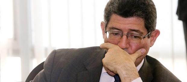 Levy sinaliza que deixará 'Fazenda' Levy sinaliza que deixará 'Fazenda'