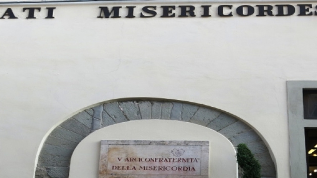 Esterno della Chiesa della Misericordia a Pistoia.
