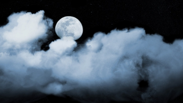 Luna piena e comete la notte di natale