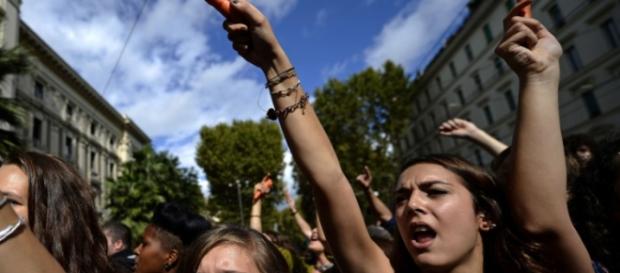 A luta contra abuso sexual nas universidades A luta contra abuso sexual nas universidades