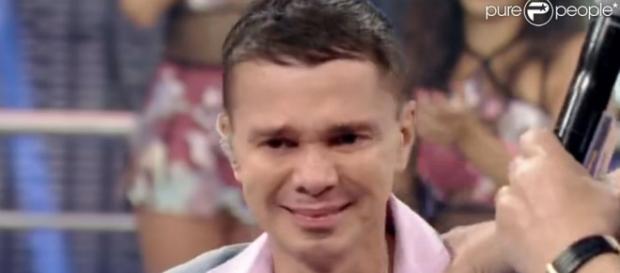 cantor netinho é internado novamente. cantor netinho é internado novamente.