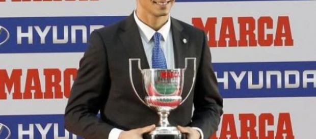El Trofeo Zamora que otorga el diario 'Marca' El Trofeo Zamora que otorga el diario 'Marca'