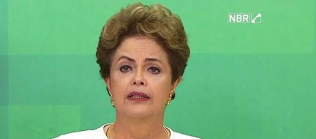 Dilma se pronuncia (Foto: NBR/Divulgação) Dilma se pronuncia (Foto: NBR/Divulgação)