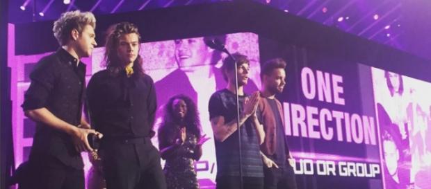One Direction - Harry Styles, Louis Tomlinson & Co One Direction - Harry Styles, Louis Tomlinson & Co