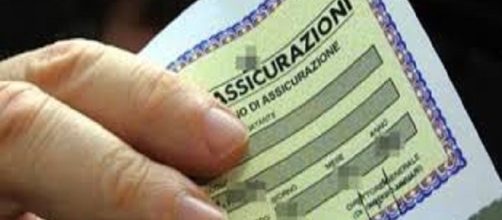 Sparisce contrassegno, al suo posto il certificato