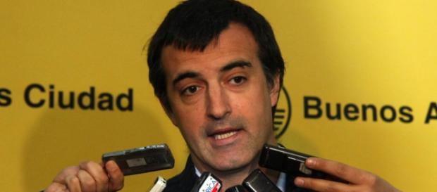 Bullrich y DNU contra educación y docencia Bullrich y DNU contra educación y docencia