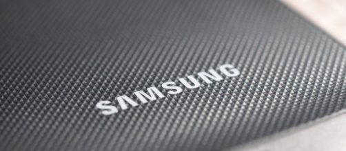 Samsung, su Galaxy S7 torna MicroSD