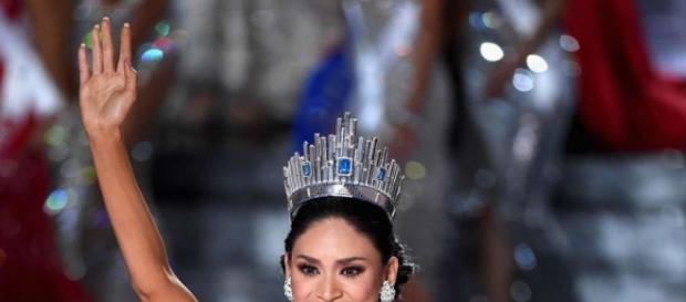 Pia Alonso coronada miss universo 2015 Pia Alonso coronada miss universo 2015