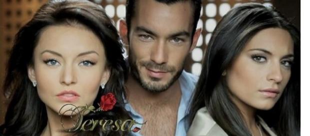 'Teresa' faz sucesso nas tardes do SBT 'Teresa' faz sucesso nas tardes do SBT