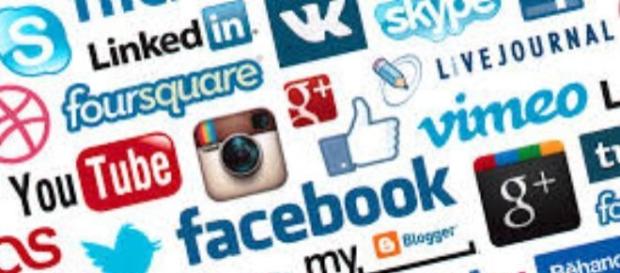 La sconfinata famiglia dei Social Network La sconfinata famiglia dei Social Network