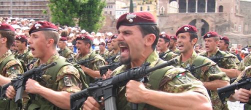 Un gruppo di militari a Beirut