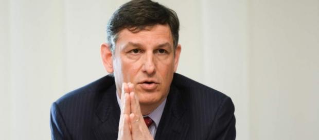 Costin Borc, cel mai bogat dintre miniştri Costin Borc, cel mai bogat dintre miniştri