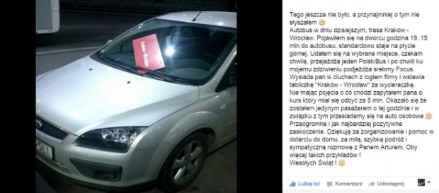 Polski Bus podstawia samochód osobowy. Polski Bus podstawia samochód osobowy.