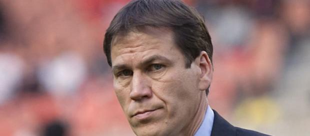 Rudi Garcia rimane alla guida della Roma Rudi Garcia rimane alla guida della Roma