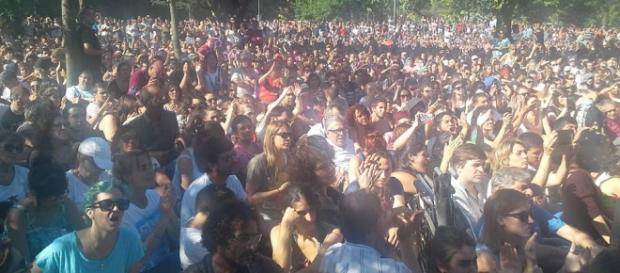 Militancia que sigue defendiendo sus argumentos. Militancia que sigue defendiendo sus argumentos.