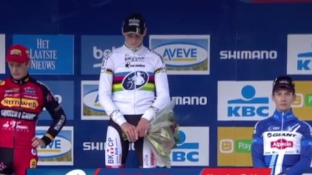 Podio con Van der Poel, Pauwels e Van der Haar.