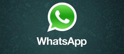 Il classico logo della app WhatsApp
