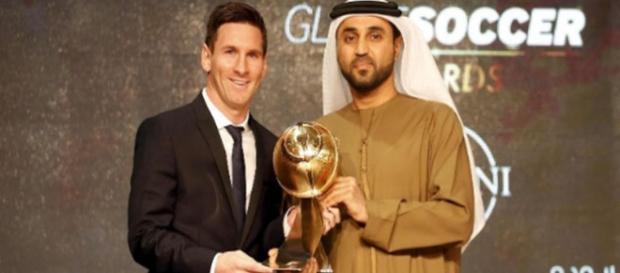Messi é eleito o melhor jogador de 2015 Messi é eleito o melhor jogador de 2015