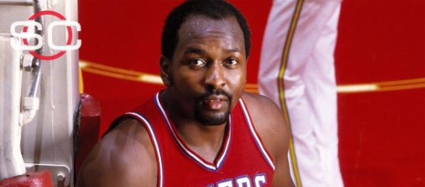 Moses Malone, fue uno de los que nos dejó en 2015 Moses Malone, fue uno de los que nos dejó en 2015