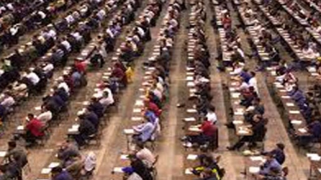 Il concorso docenti slitta al 2016