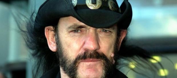 Lemmy Kilmister morre aos 70 anos de idade Lemmy Kilmister morre aos 70 anos de idade