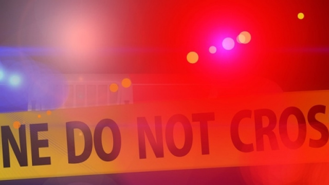 Suicidio a Napoli: donna muore sul colpo