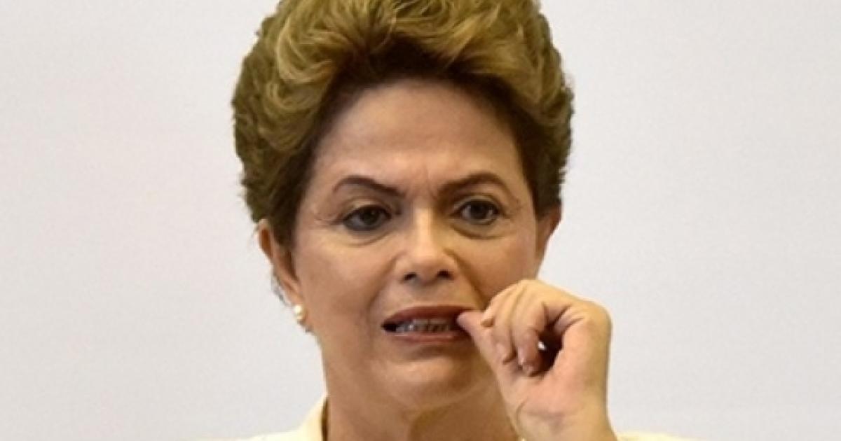 Dilma Faz Pronunciamento Na Tv Dizendo Que Não Há Motivo Para Impeachment 1758