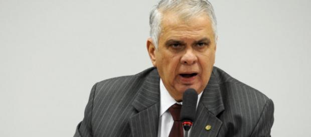 Deputado anda preocupado com o processo Deputado anda preocupado com o processo