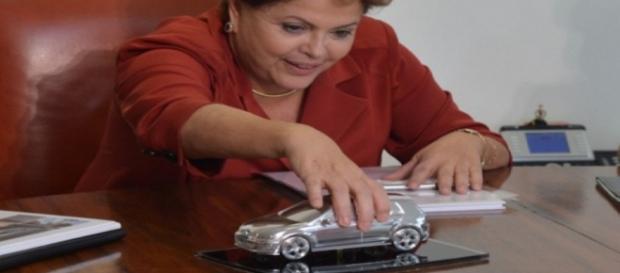 'Não sou ladra', desabafa Dilma 'Não sou ladra', desabafa Dilma