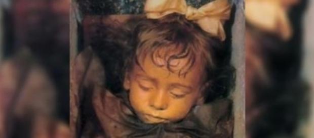 Rosalia este moartă de 90 de ani Rosalia este moartă de 90 de ani