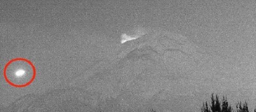 Ufo in Messico nei pressi di Vulcano attivo