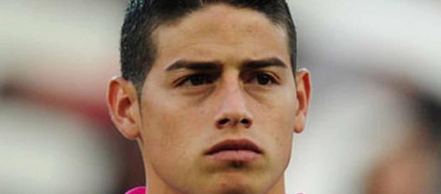 James Rodríguez es perseguido por la policía James Rodríguez es perseguido por la policía