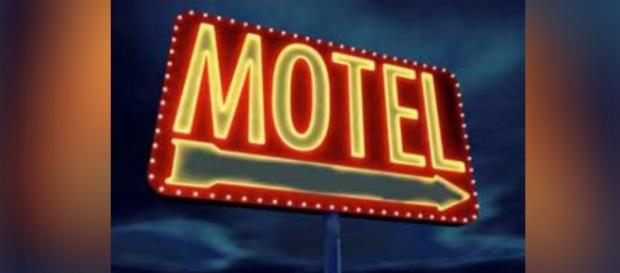 Novo vídeo mostra flagra em motel Novo vídeo mostra flagra em motel